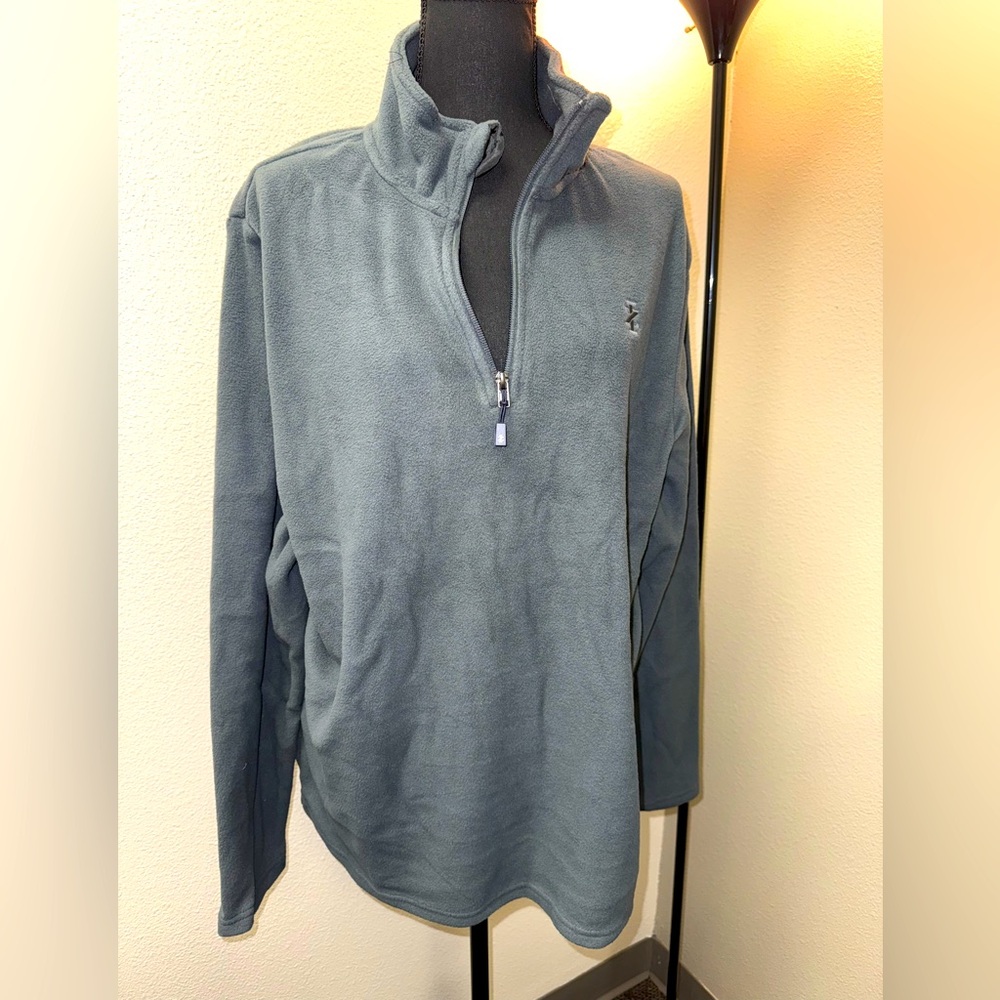 NWT IZOD Men’s 1/4 Zip Fleece Jacket . Classic Fit. XL. Mock-neck. Straight hem
